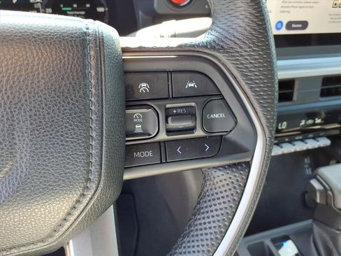Used 2024 Toyota Tacoma TRD Off-Road AWD/4WD image 20