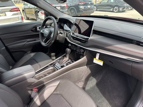 New 2026 Jeep Compass Trailhawk AWD/4WD image 15