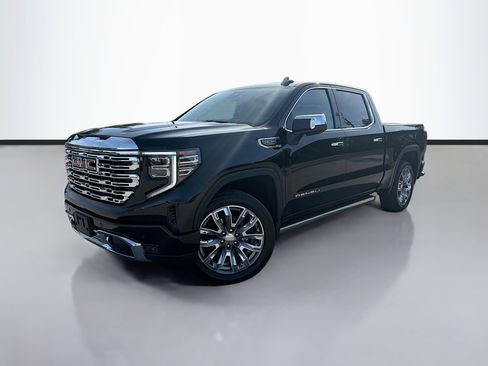 Used 2024 GMC Sierra 1500 Denali w/ Denali Reserve Package AWD/4WD image 1