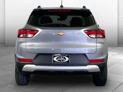 Used 2024 Chevrolet TrailBlazer LT FWD image 3