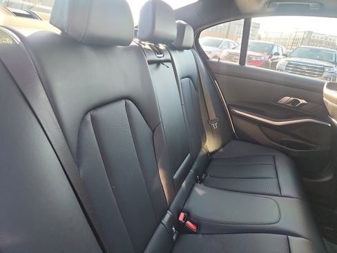 Used 2023 BMW 330i xDrive Sedan w/ Premium Package image 30