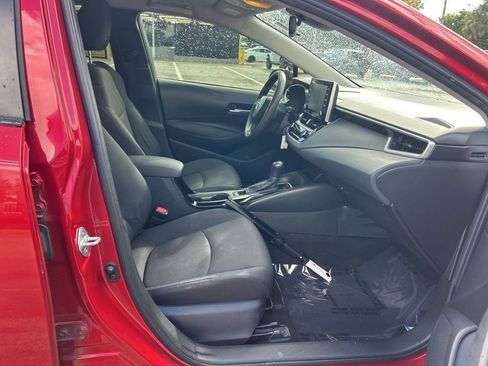Used 2021 Toyota Corolla LE image 21