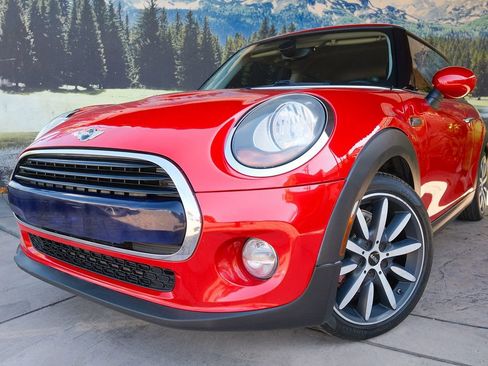 Used 2016 MINI Cooper 2-Door Hardtop FWD image 7