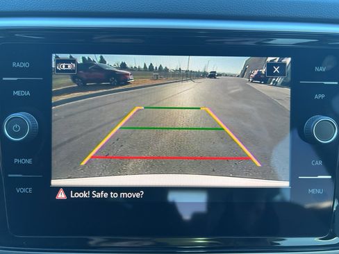 Used 2023 Volkswagen Atlas SEL image 15