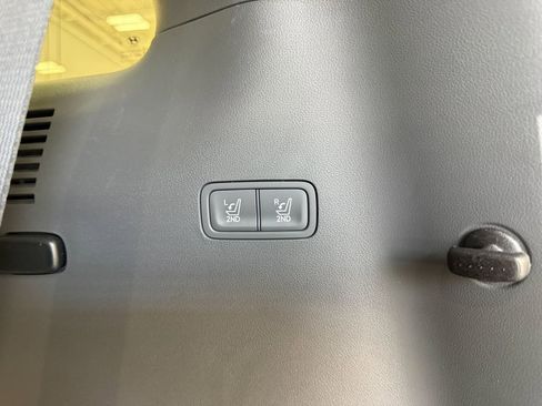 Used 2025 Hyundai Santa Fe SEL FWD image 42