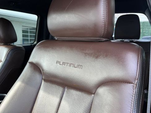 Used 2012 Ford F150 Platinum image 21
