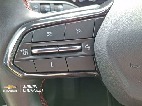 Used 2025 Chevrolet Equinox RS w/ Convenience Package III image 14