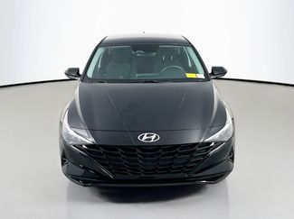 Used 2023 Hyundai Elantra SEL FWD video 2
