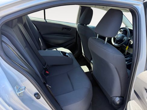 Used 2023 Toyota Corolla LE FWD image 18