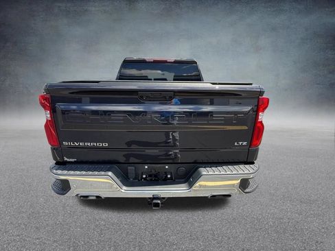 Certified 2023 Chevrolet Silverado 1500 LTZ AWD/4WD image 11