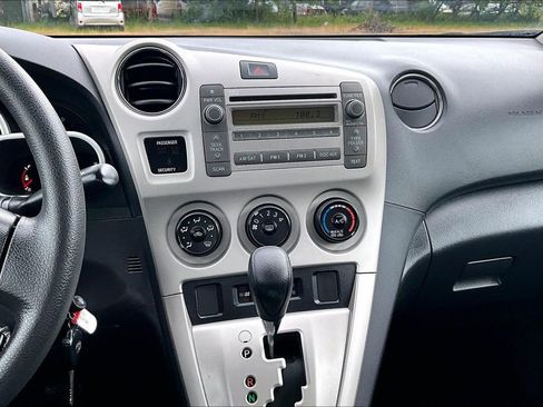 Used 2010 Toyota Matrix FWD image 8
