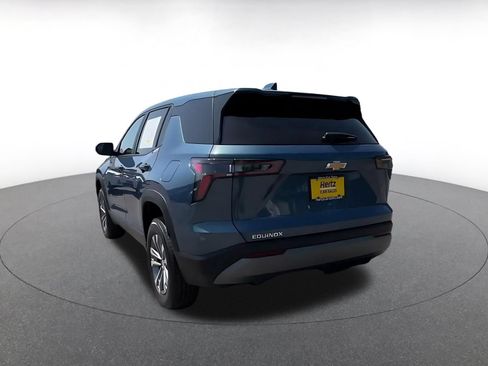 Used 2025 Chevrolet Equinox LT FWD image 10