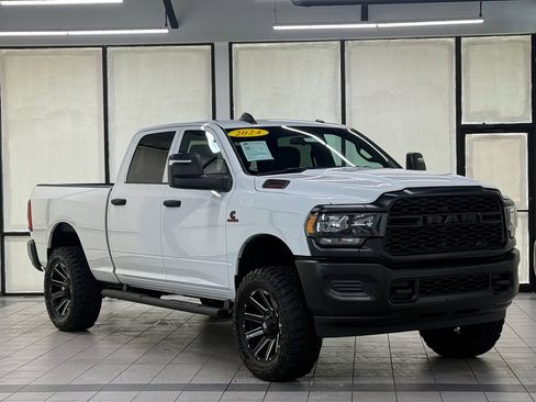 Used 2024 RAM 2500 Tradesman AWD/4WD image 1