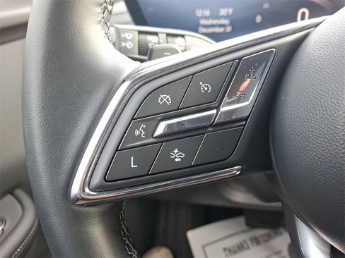 Used 2025 Buick Enclave Sport Touring image 21