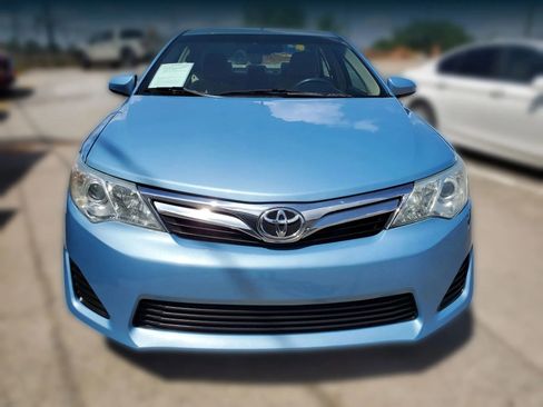 Used 2013 Toyota Camry LE FWD image 24