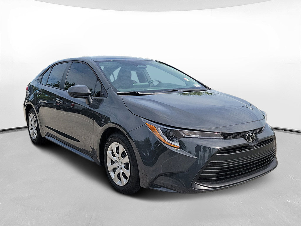 Certified 2023 Toyota Corolla LE FWD image 3