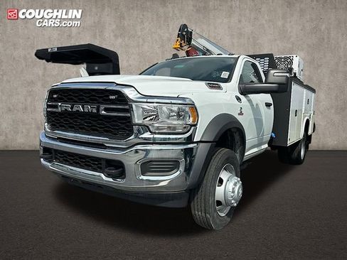 New 2024 RAM 5500 Tradesman image 3