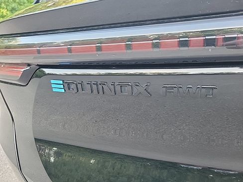 Used 2024 Chevrolet Equinox EV RS AWD/4WD image 44