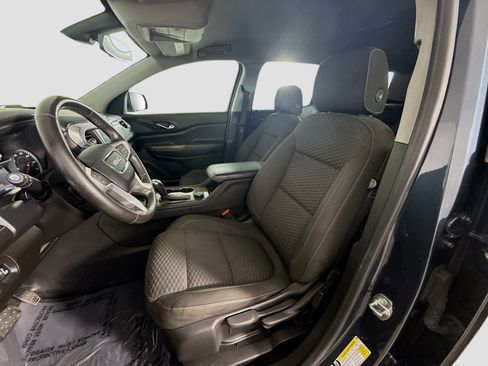 Used 2019 GMC Acadia SLE image 22