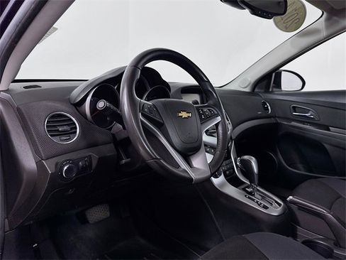 Used 2014 Chevrolet Cruze LT w/ All-Star Edition image 9