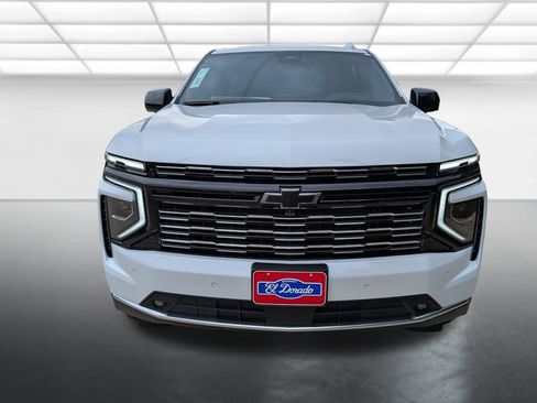 New 2026 Chevrolet Suburban High Country AWD/4WD image 32