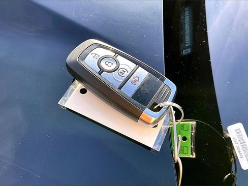 Certified 2025 Ford Bronco Sport Badlands image 12