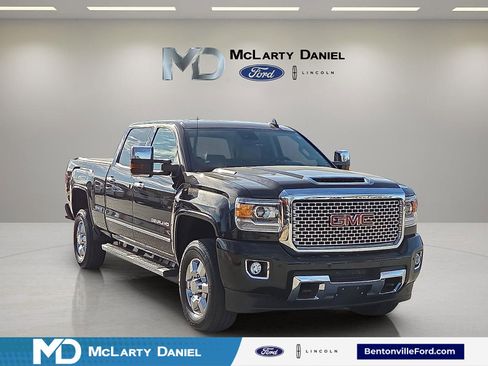 Used 2017 GMC Sierra 3500 Denali w/ Duramax Plus Package AWD/4WD image 1