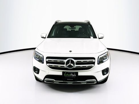 Used 2023 Mercedes-Benz GLB 250 image 2