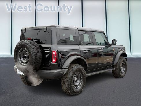 Used 2025 Ford Bronco Badlands image 4