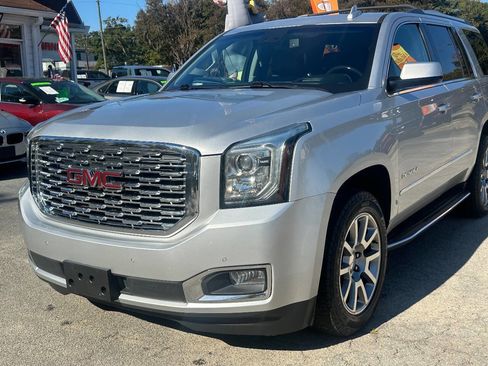 Used 2018 GMC Yukon Denali image 45