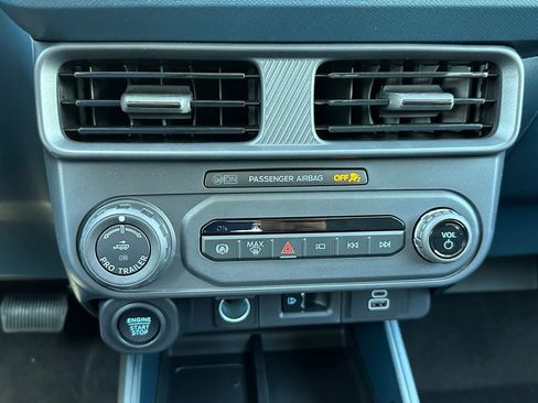 New 2026 Ford Maverick Lariat w/ Black Appearance Package AWD/4WD image 29