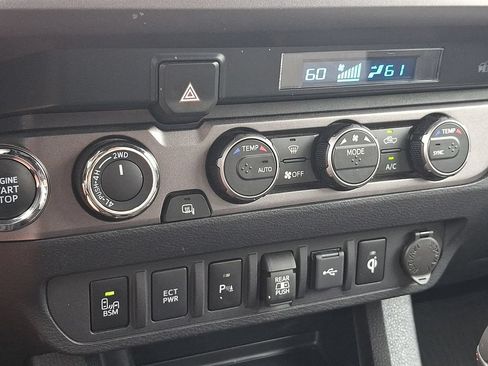 Certified 2023 Toyota Tacoma TRD Off-Road w/ Technology Package AWD/4WD image 15