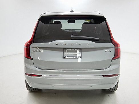 New 2026 Volvo XC90 B6 Plus w/ Protection Package Premier image 8