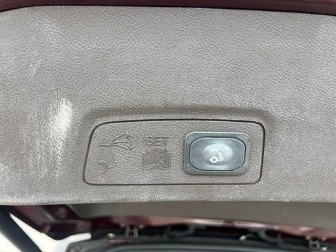 Used 2019 Lincoln MKC Premiere AWD/4WD image 16