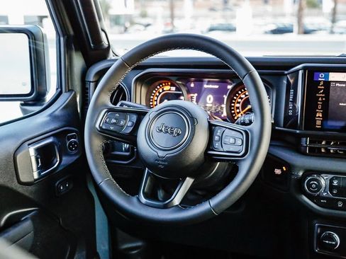 New 2026 Jeep Wrangler Unlimited Rubicon image 18