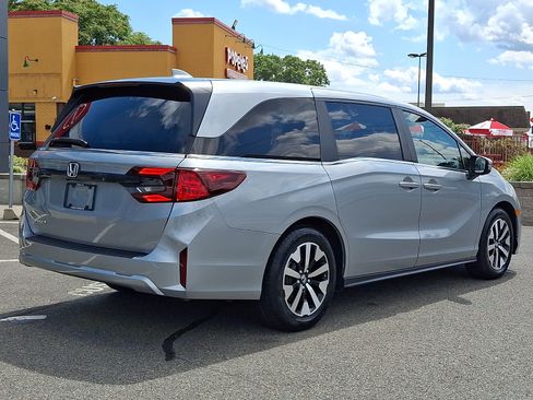 Used 2025 Honda Odyssey EX-L image 7