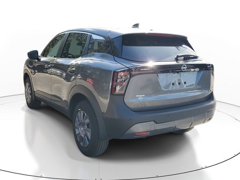 Certified 2025 Nissan Kicks S image 5