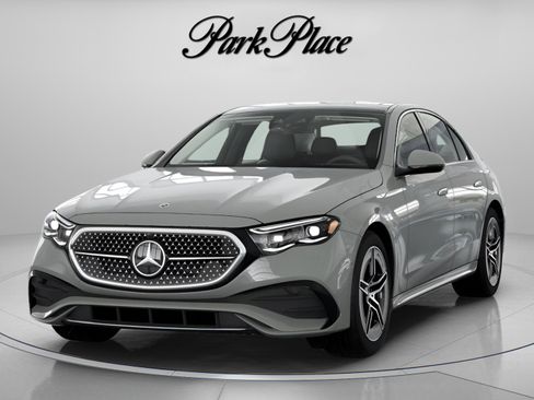 New 2026 Mercedes-Benz E 350 4MATIC Sedan image 36