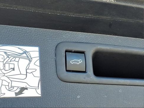 Certified 2022 Toyota Highlander Platinum image 6