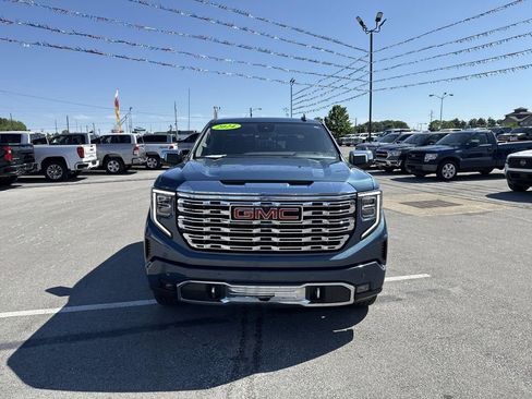 Used 2024 GMC Sierra 1500 Denali w/ Denali Reserve Package AWD/4WD image 16