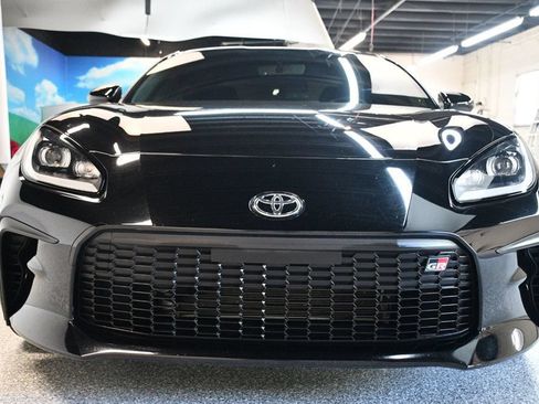 Used 2023 Toyota GR86 Premium RWD image 12