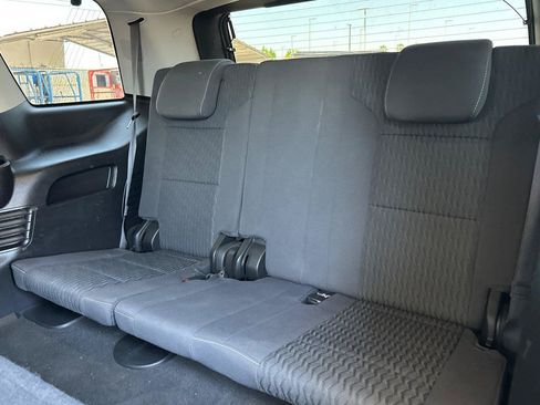 Used 2016 Chevrolet Tahoe LS RWD image 15
