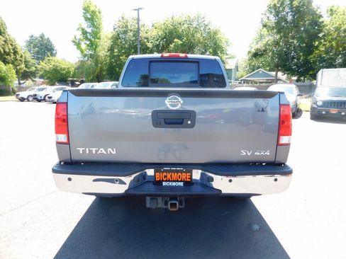 Used 2013 Nissan Titan SV w/ SV Value Truck Pkg image 21