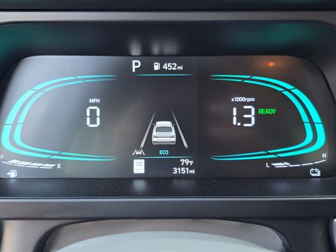 Used 2026 Hyundai Elantra Hybrid FWD image 21