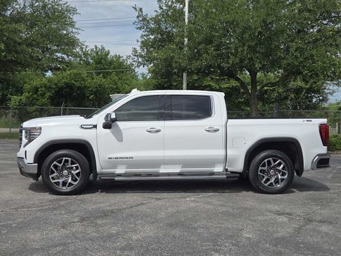Certified 2024 GMC Sierra 1500 SLT AWD/4WD image 4