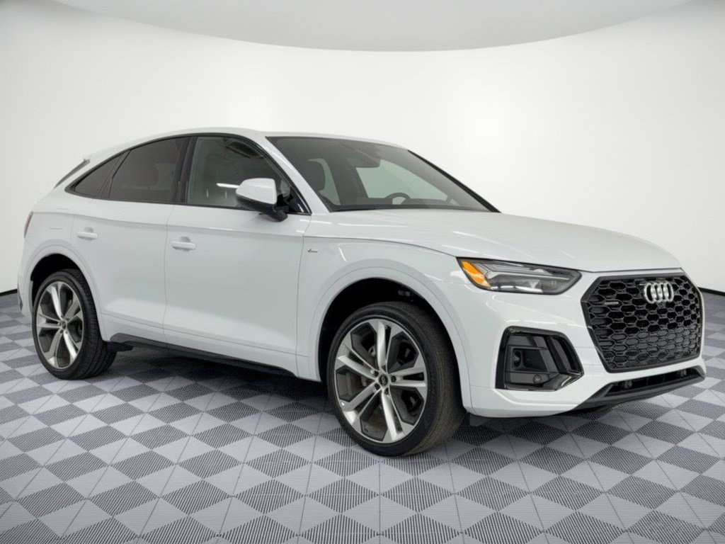Used 2023 Audi Q5 2.0T Premium Plus w/ Premium Plus Package AWD/4WD image 7