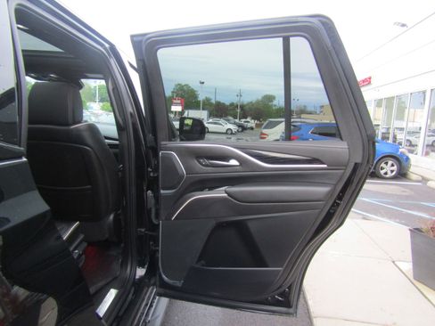 Used 2021 Cadillac Escalade Sport w/ Heavy-Duty Trailer Package AWD/4WD image 12