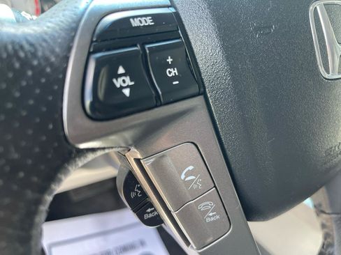 Used 2011 Honda Pilot EX-L image 13