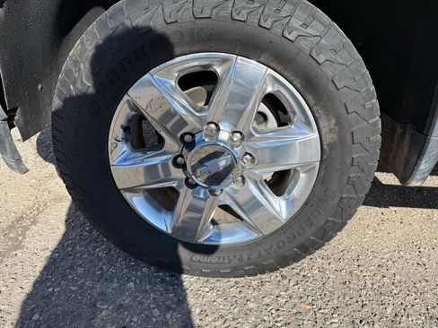 Used 2020 Chevrolet Silverado 2500 LTZ w/ LTZ Premium Package image 9