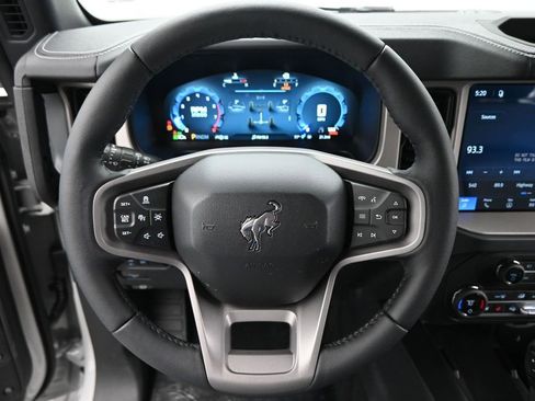 New 2026 Ford Bronco Outer Banks w/ Sasquatch Package AWD/4WD image 11